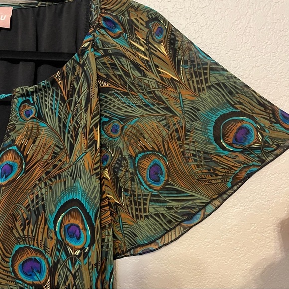 Show Me Your MuMu Peacock Short Sleeve Print Blouse Size Medium - Picture 4 of 13